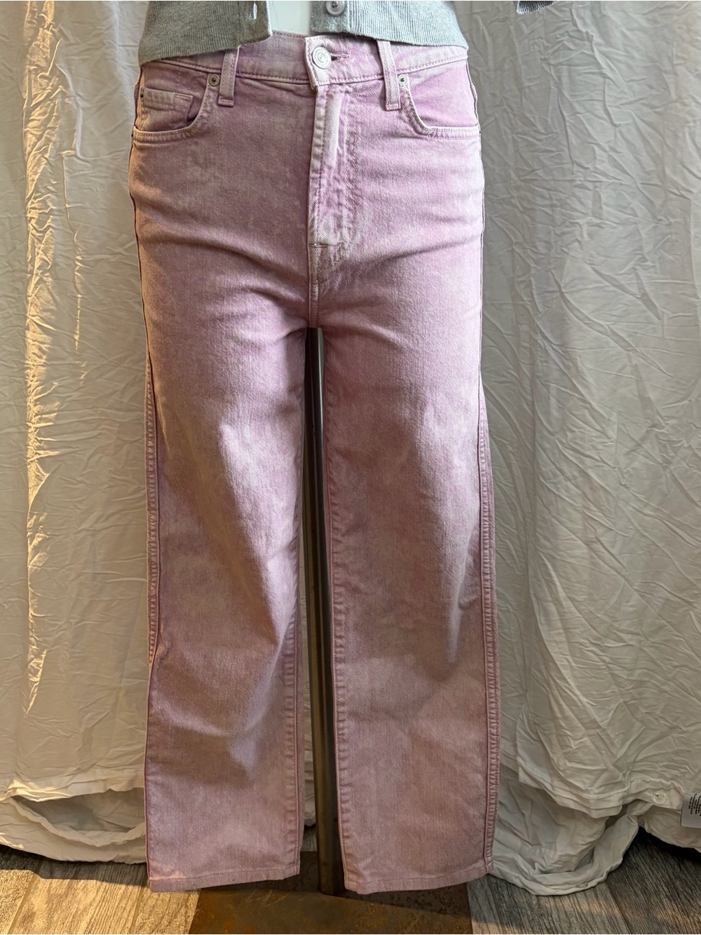 Pink acid wash cropped straight leg jeans US 26